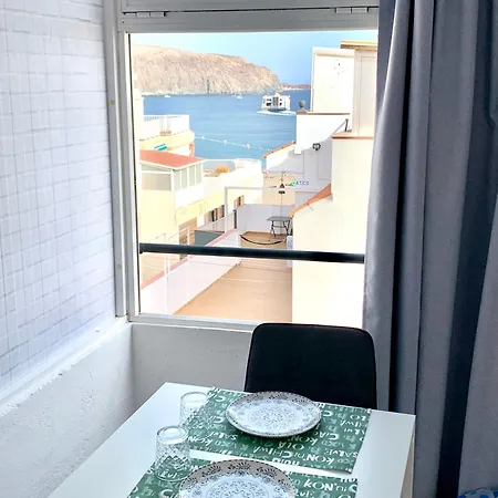 Atico Con Vista Al Mar En Los Cristianos